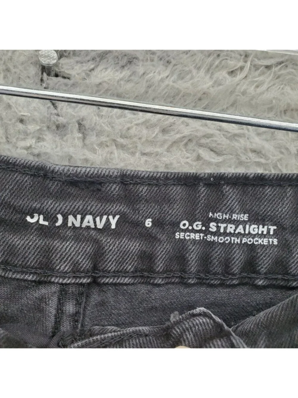 Old Navy Shorts Womens Size 6 Black High-Rise OG Straight Jorts *Read*